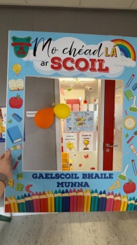 Fáilte chuig Naíonáin Bheaga! :)